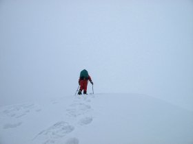 頂上アタック中