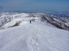 雪原は続くよどこまでも