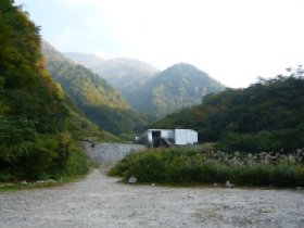 登山口