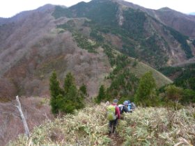 まもなく最低鞍部