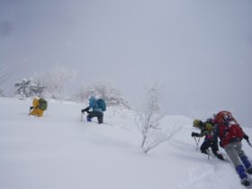 進めラッセル隊